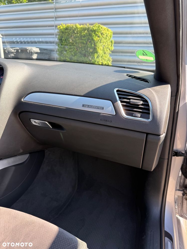 Audi A4 Avant 2.0 TDI DPF quattro S tronic S line Sportpaket - 11