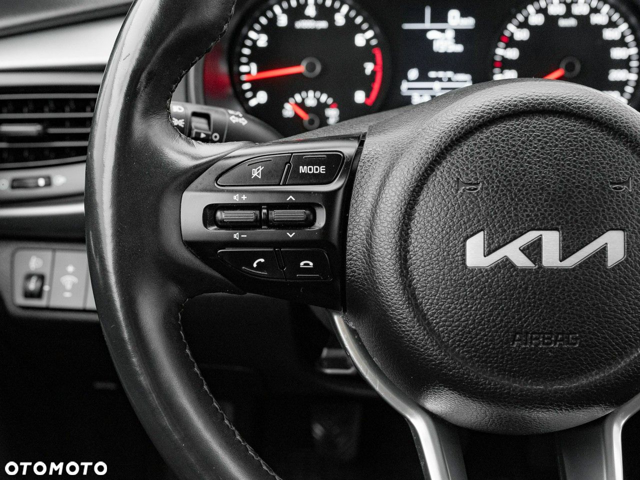 Kia Rio 1.2 M - 17