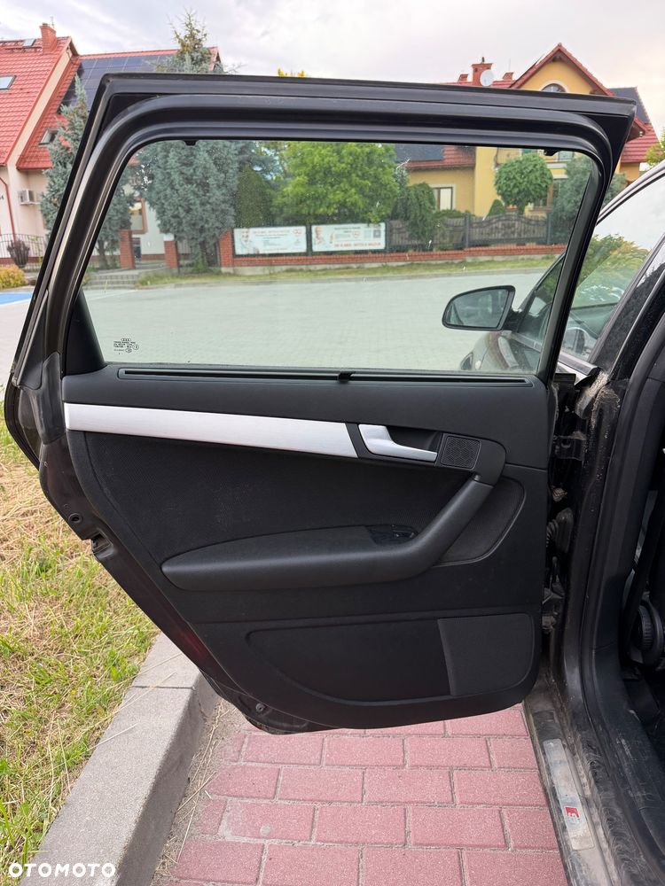 Audi A3 Sportback 2.0 TDI DPF Quattro Ambiente - 32