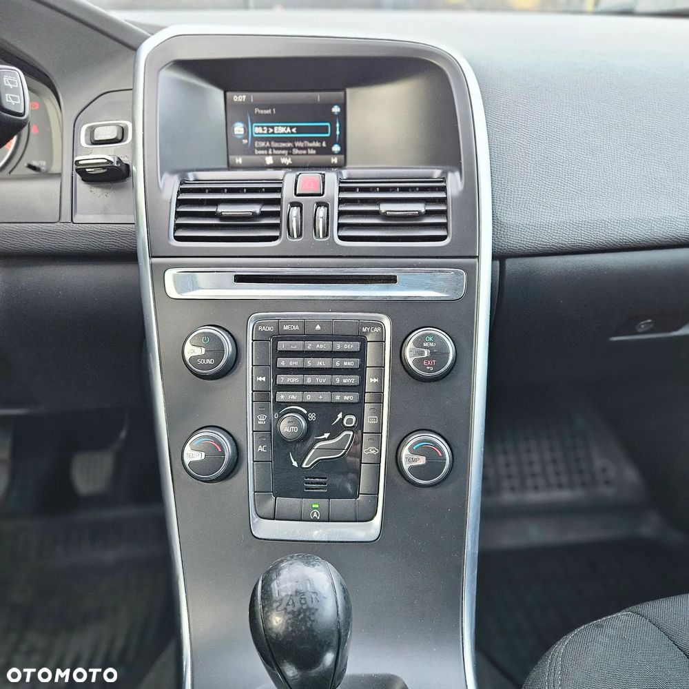 Volvo XC 60 - 22