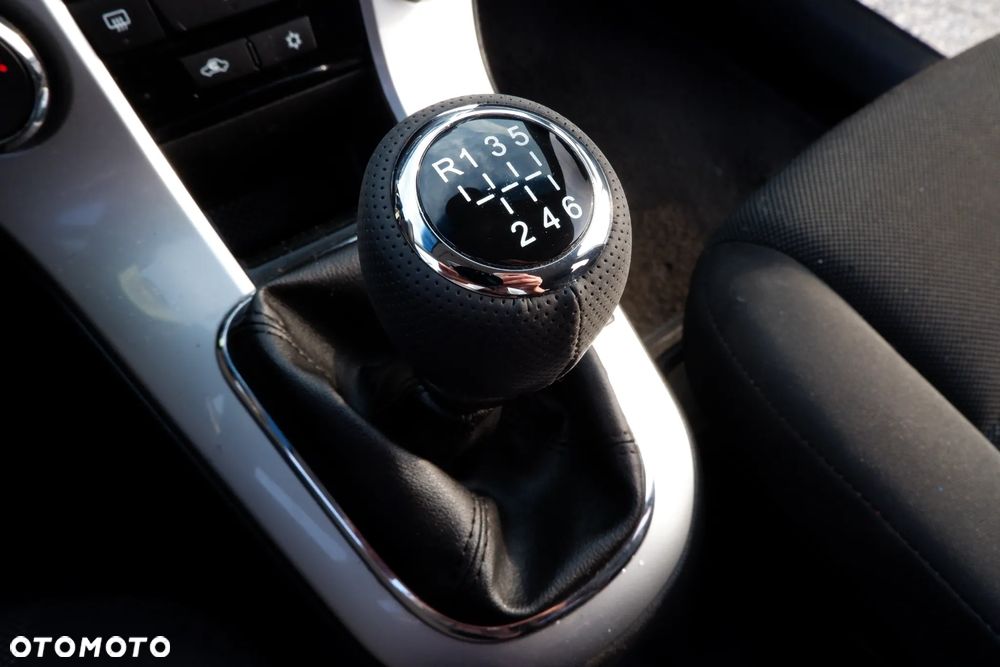 Chevrolet Cruze 1.7TD LT+ - 21