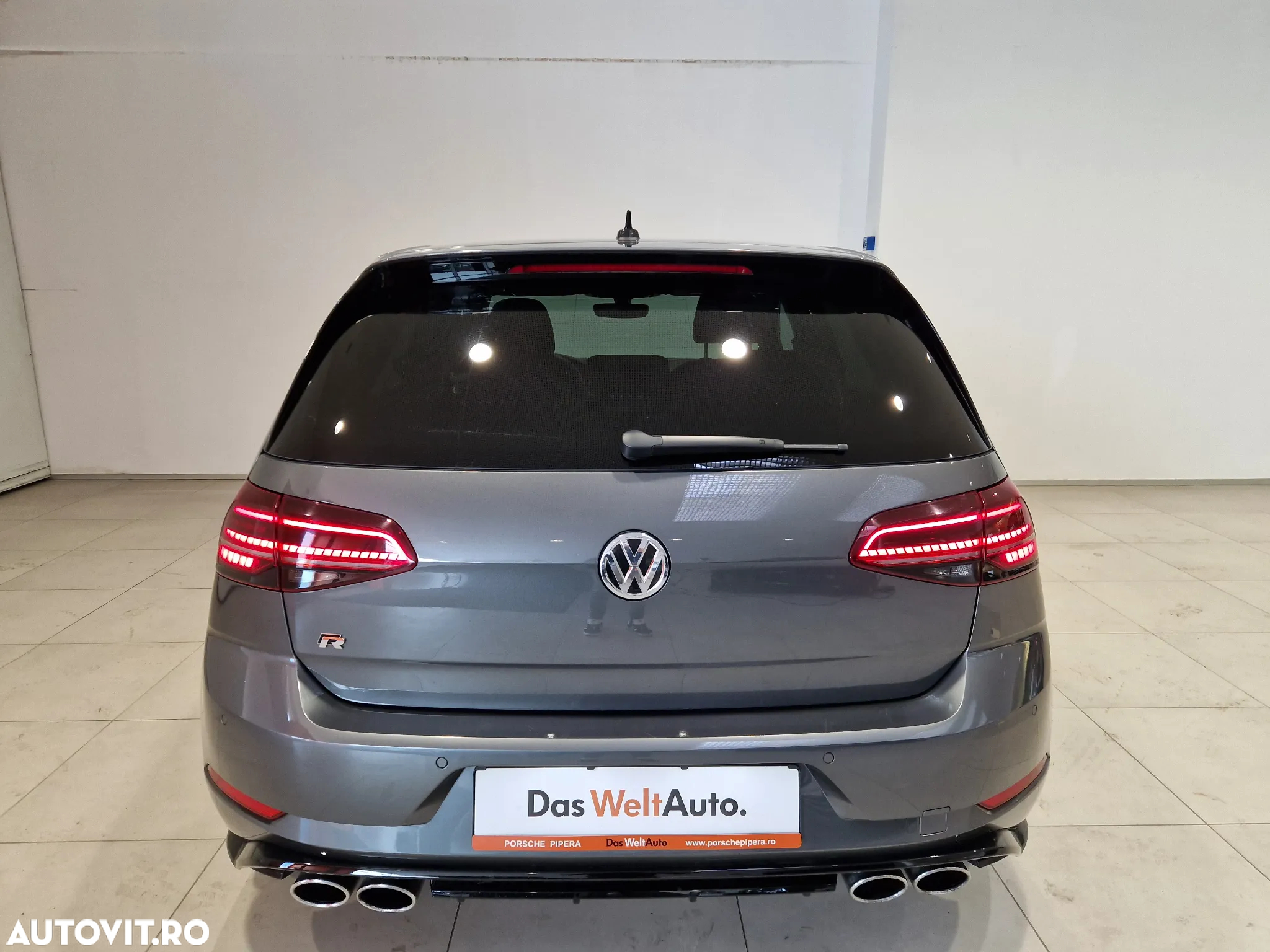 Volkswagen Golf 2.0 TSI DSG R - 8