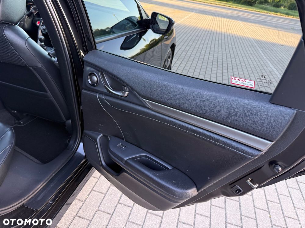 Honda Civic 1.0 i-VTEC Turbo Executive - 27