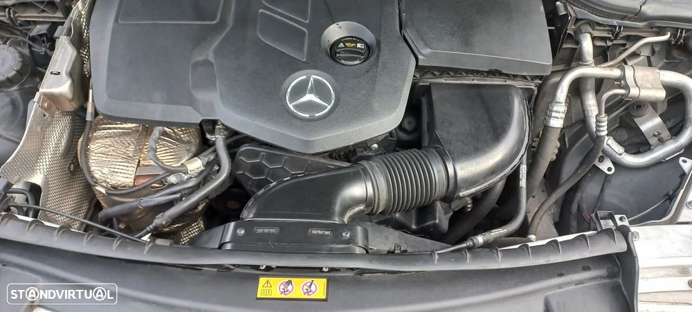 Mercedes-Benz E 220 d AMG Line - 11