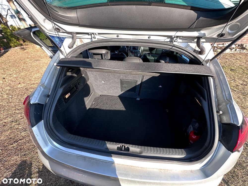 Citroën DS4 e-HDi 110 SoChic - 11