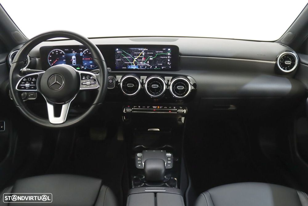 Mercedes-Benz A 250 Limousine - 6