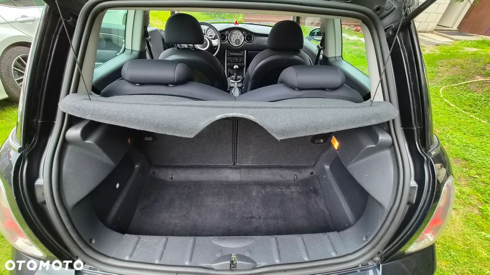MINI Cooper Standard - 14