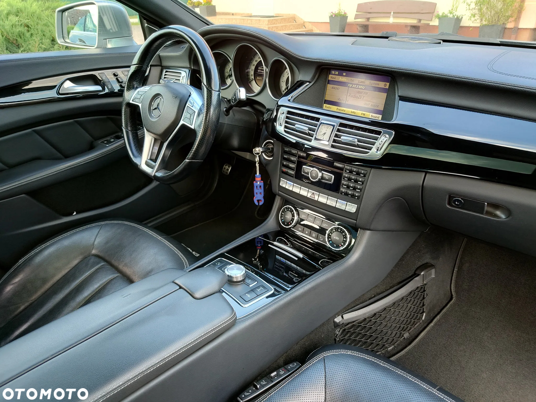 Mercedes-Benz CLS 350 CDI 4-Matic BlueEff - 15