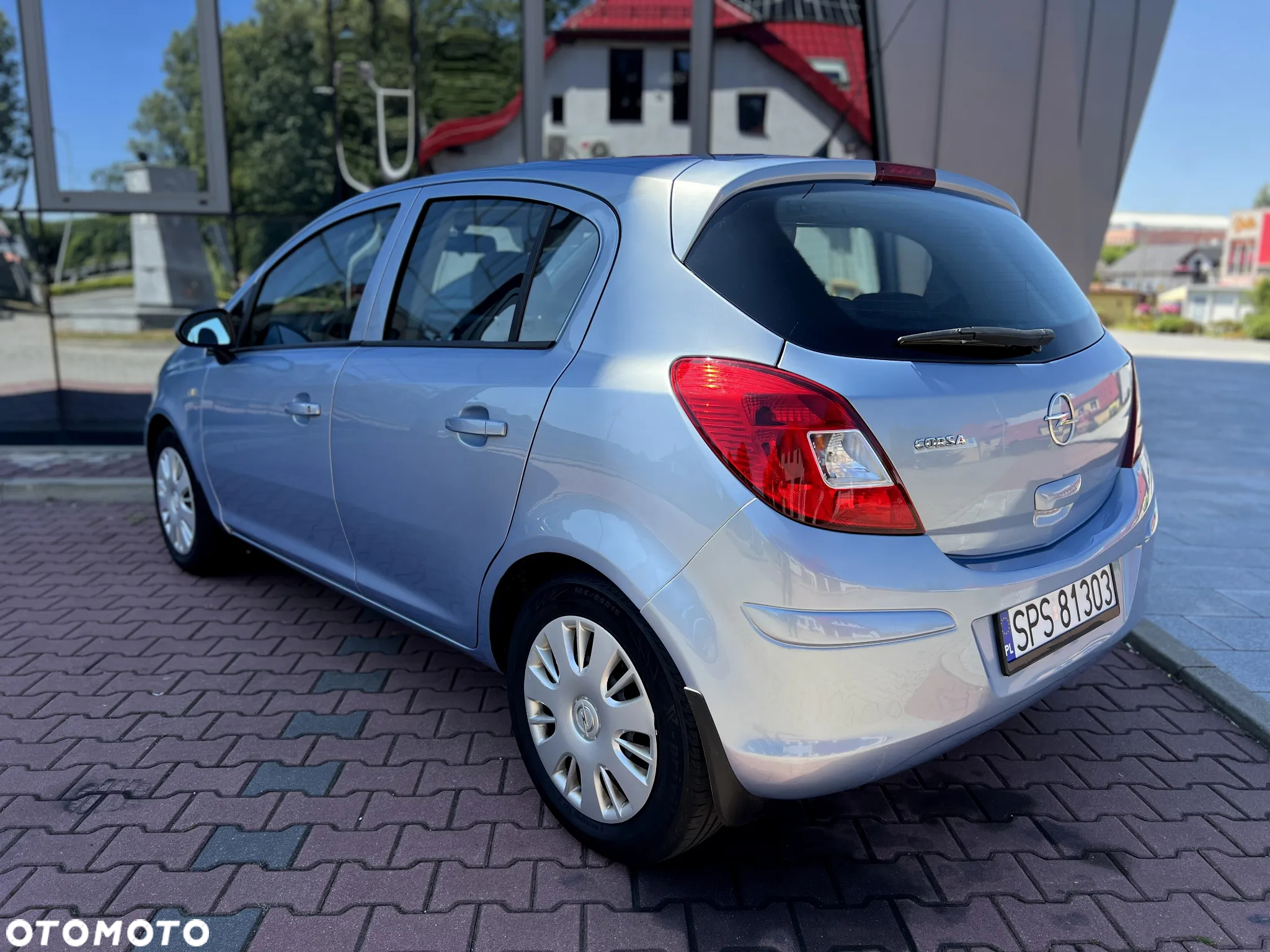 Opel Corsa 1.2 16V Enjoy - 4