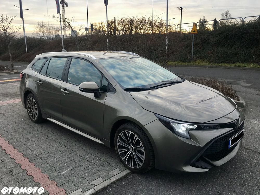 Toyota Corolla - 2