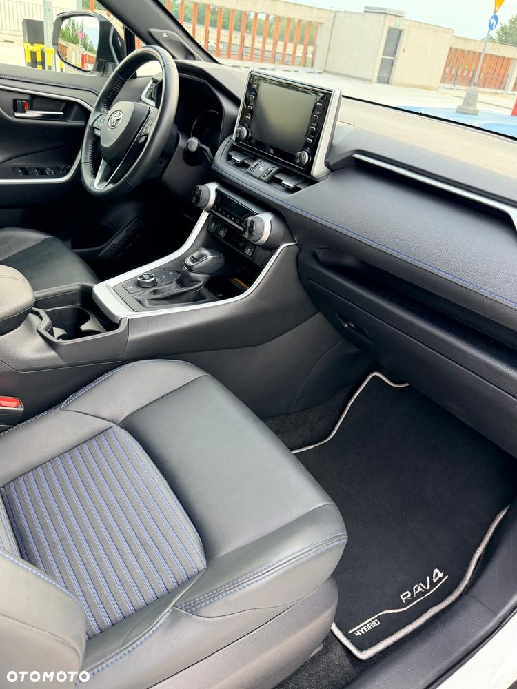Toyota RAV4 2.5 Hybrid Black Edition by JBL 4x2 - 22