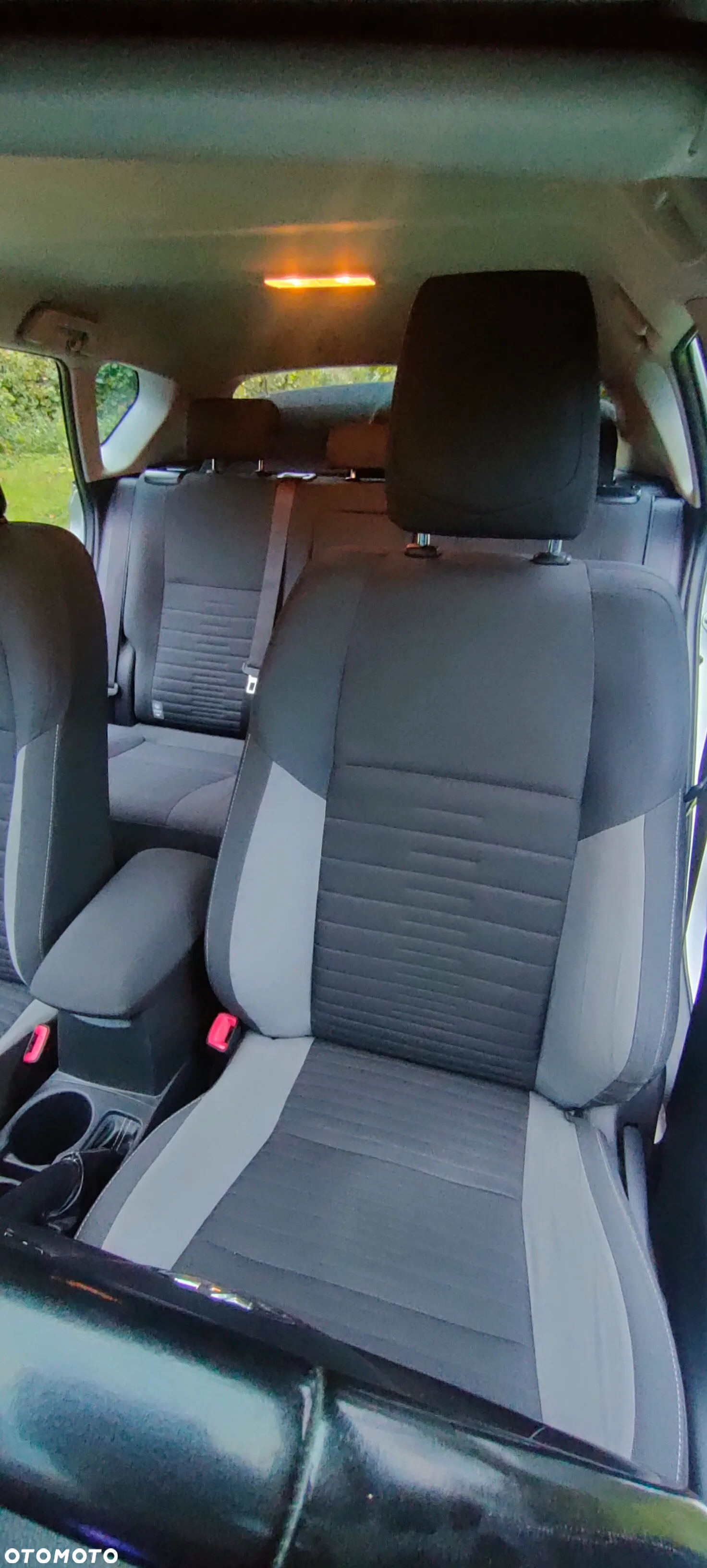 Toyota Auris Hybrid 135 Selection - 13