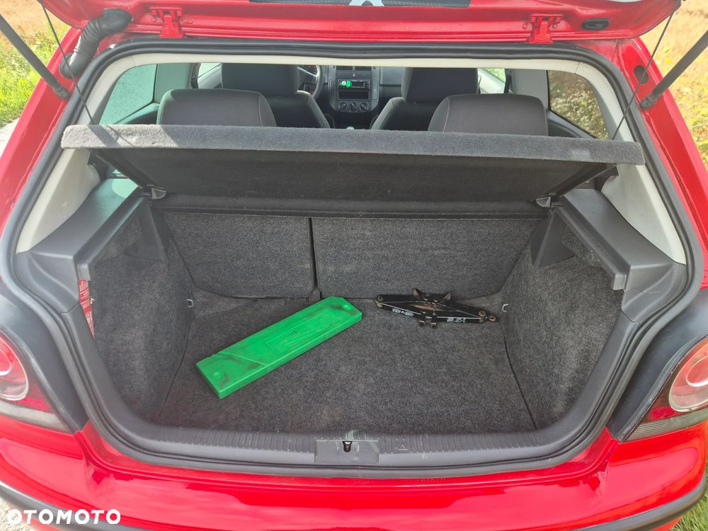 Volkswagen Polo 1.4 TDI Trendline - 5