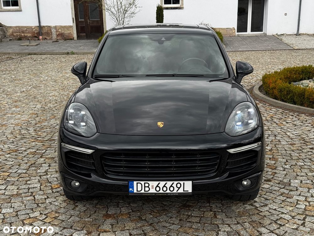 Porsche Cayenne S - 3