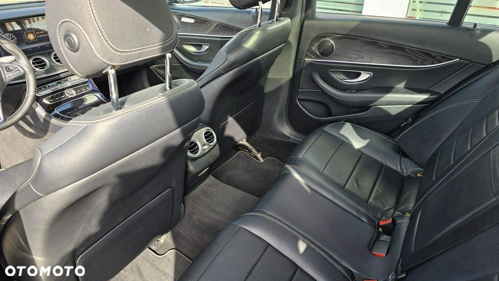 Mercedes-Benz Klasa E - 12