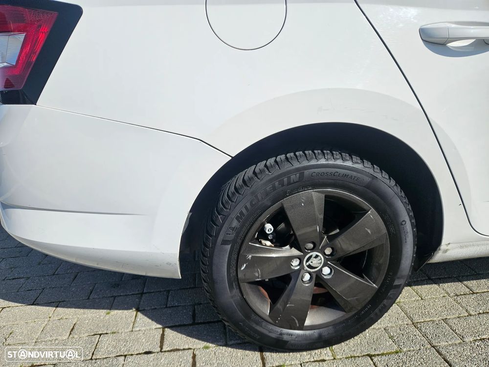 Skoda Fabia Break 1.2 TSi Active DSG - 19