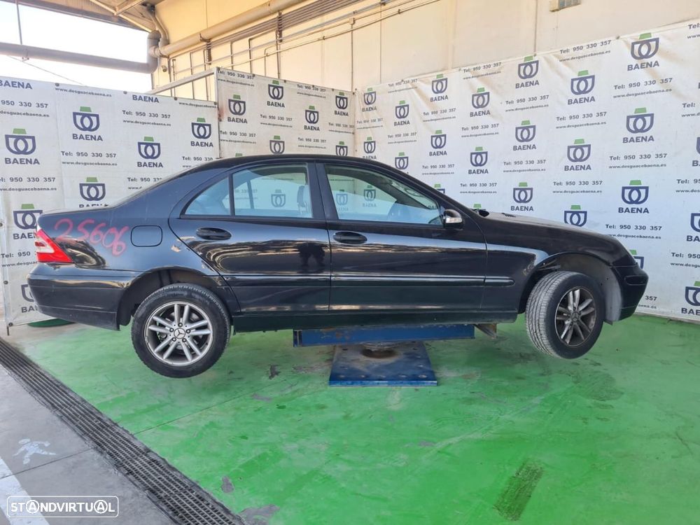 CONJUNTO DE PNEUS MERCEDES-BENZ CLASE C BM 203 BERLINA - 8