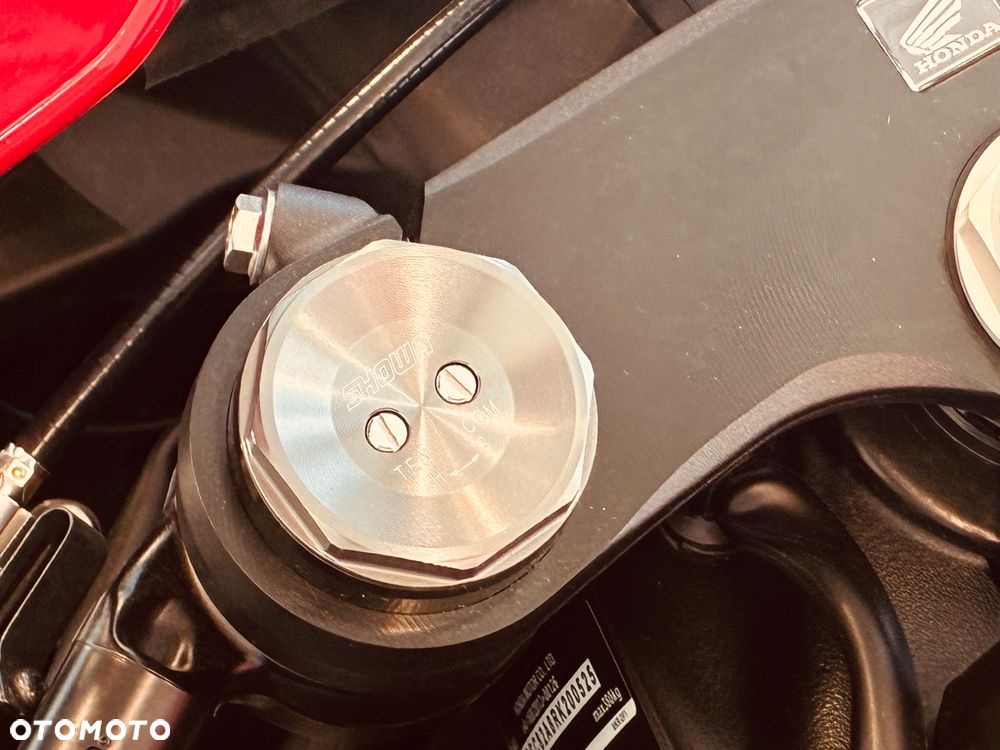 Honda CBR - 12