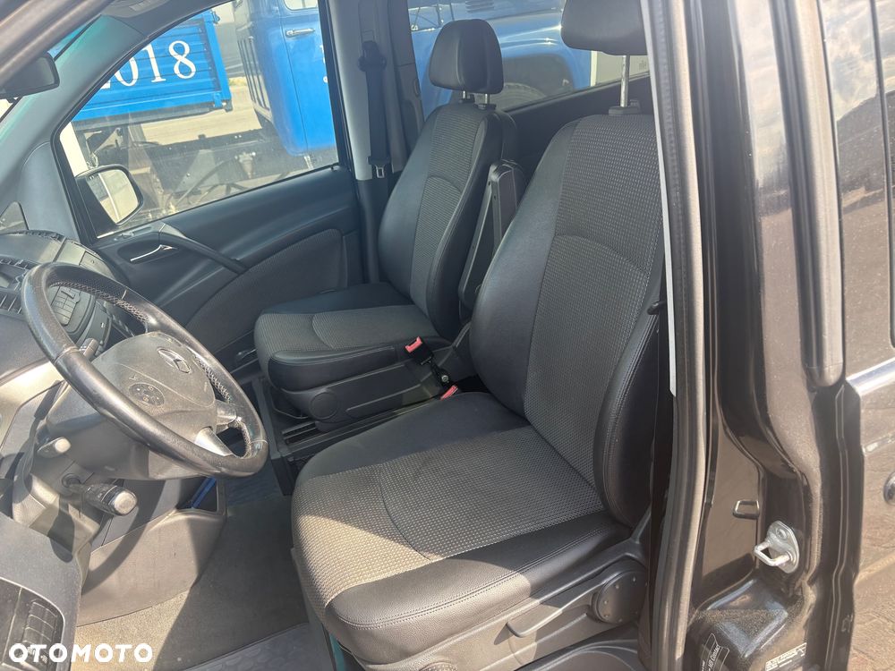 Mercedes-Benz Viano - 11