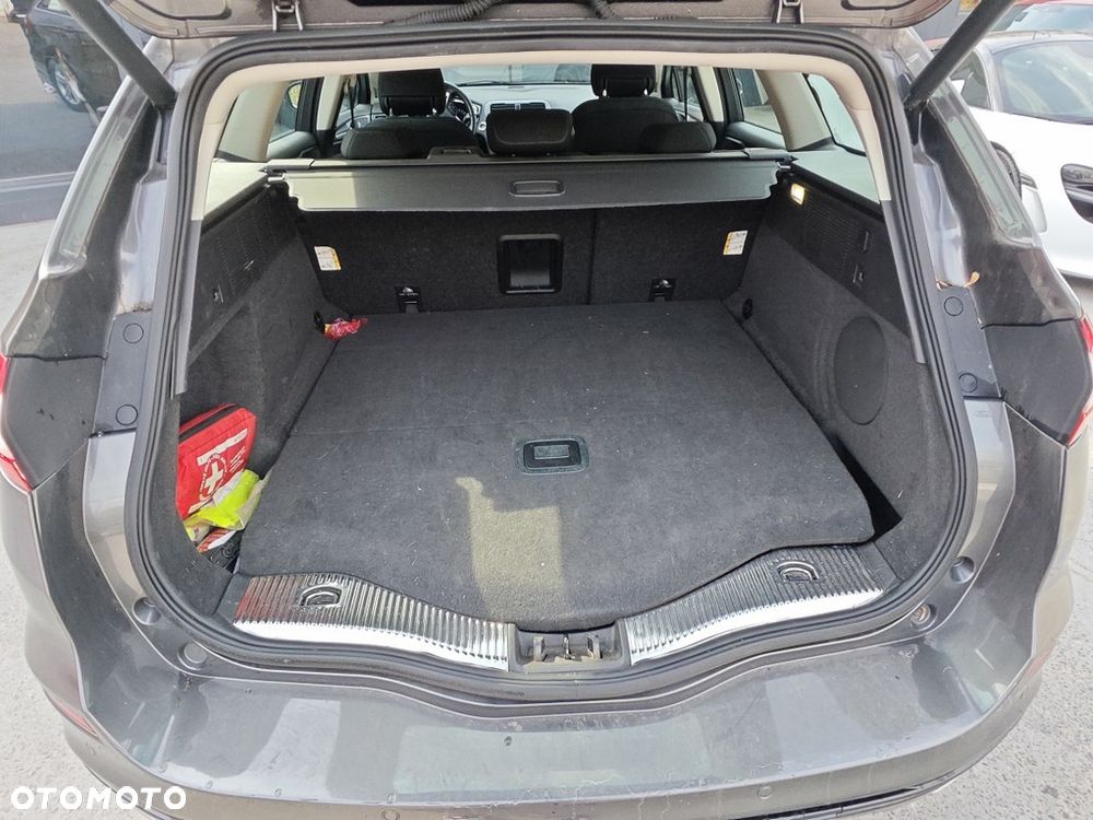 Ford Mondeo 2.0 TDCi Titanium PowerShift - 29