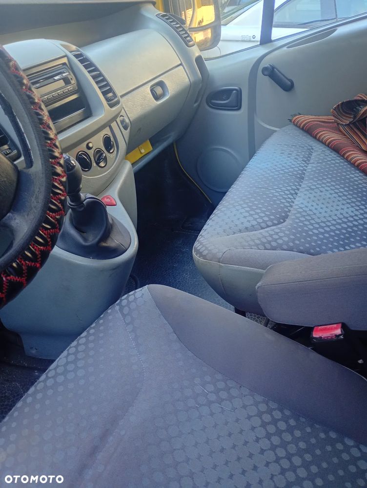 Opel Vivaro - 4