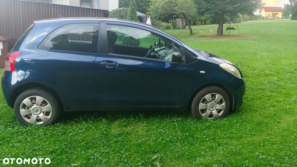 Toyota Yaris 1.0 Luna A/C - 6