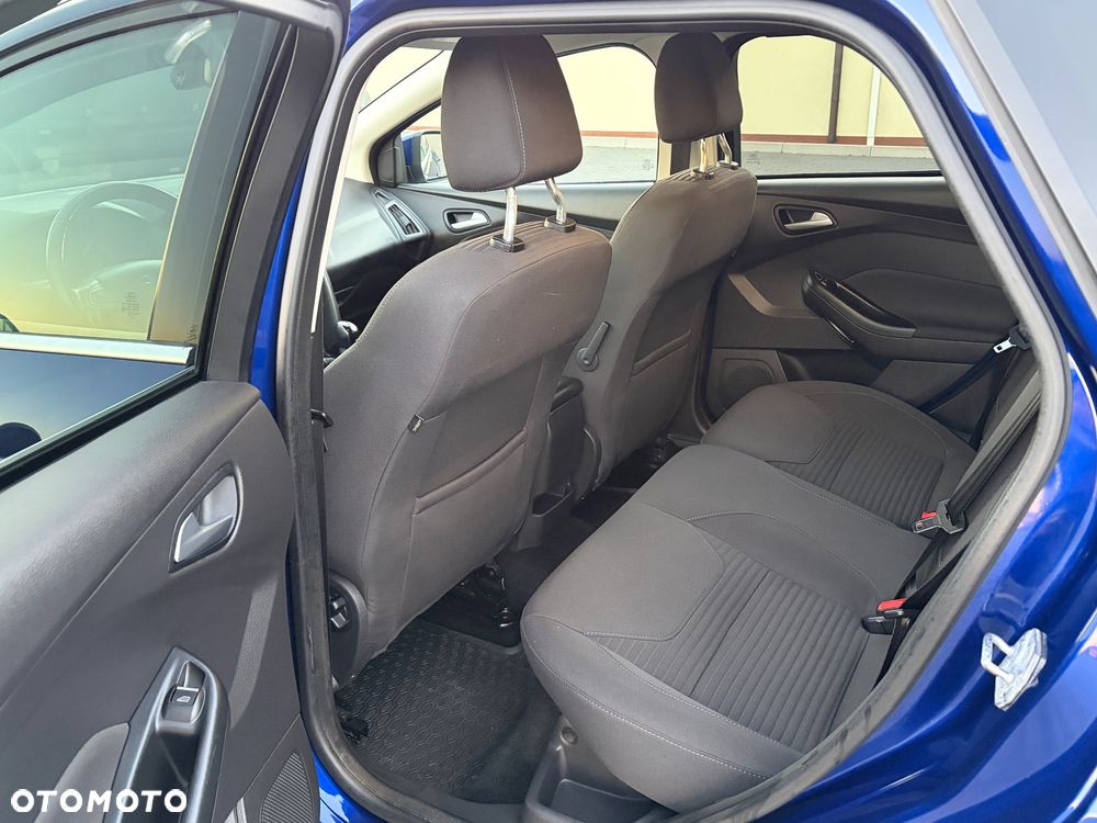 Ford Focus - 10