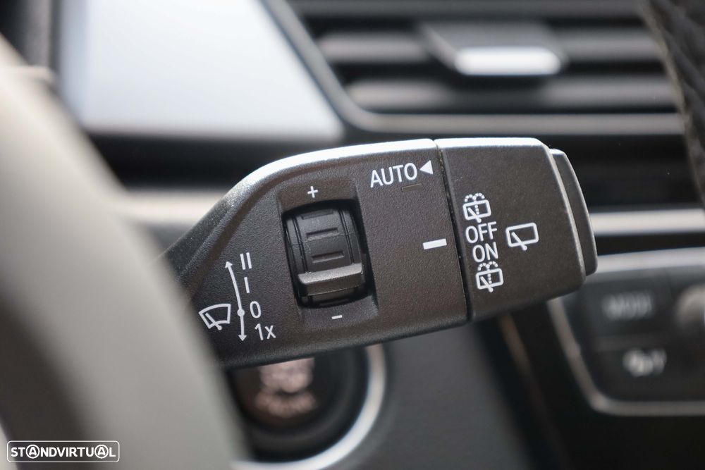 BMW 216 Active Tourer d Line Sport Auto - 30