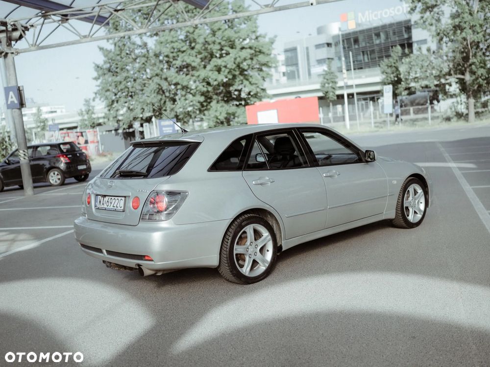 Lexus IS 200 SC Prestige - 5