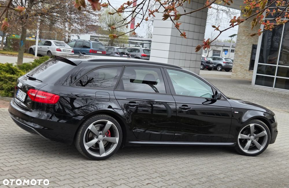 Audi A4 Avant 2.0 TDI DPF quattro S tronic S line Sportpaket - 28