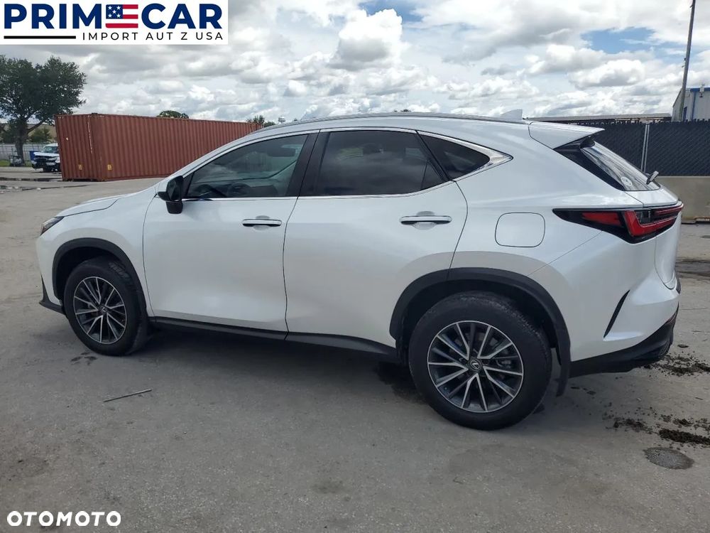 Lexus NX - 4