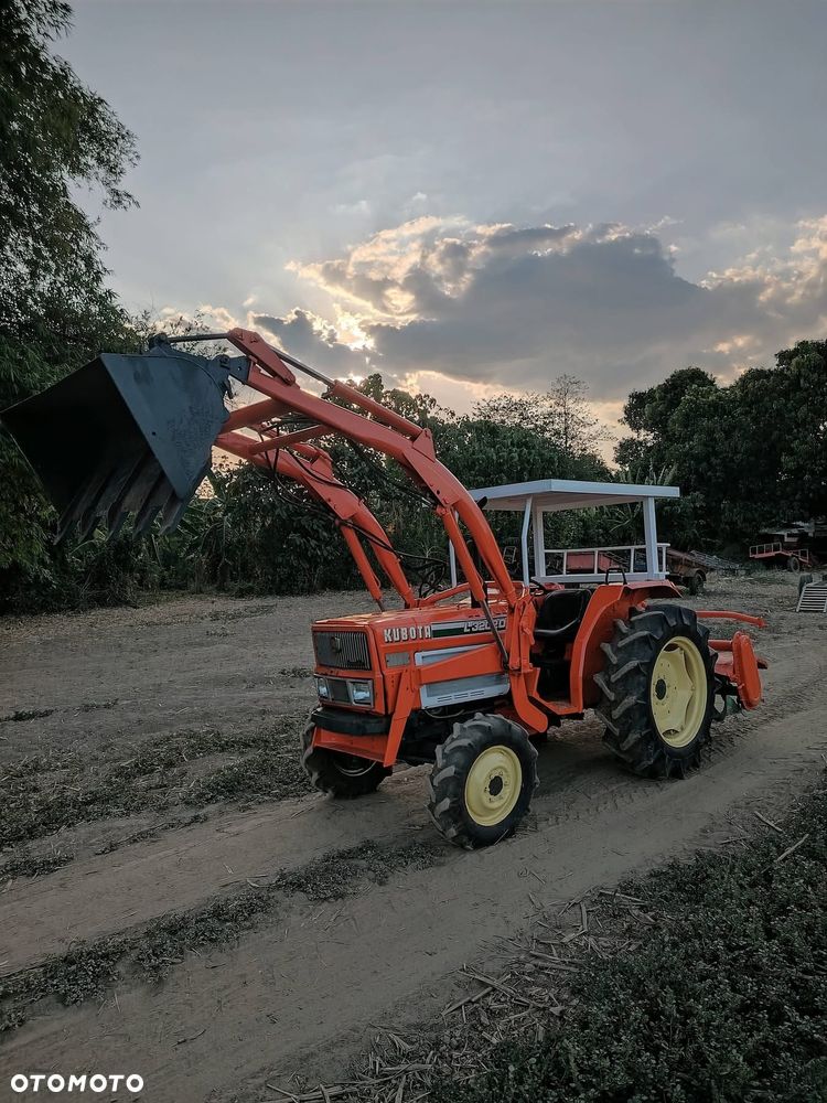 Kubota L3202DT - 5