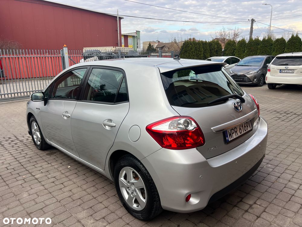 Toyota Auris - 4