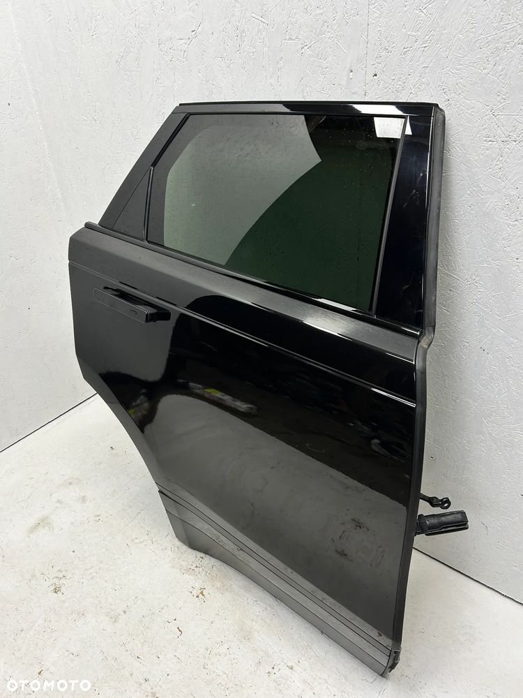 Drzwi prawe prawy tył Land Rover Range Rover Velar L560 Santorini black LRC820 - 6