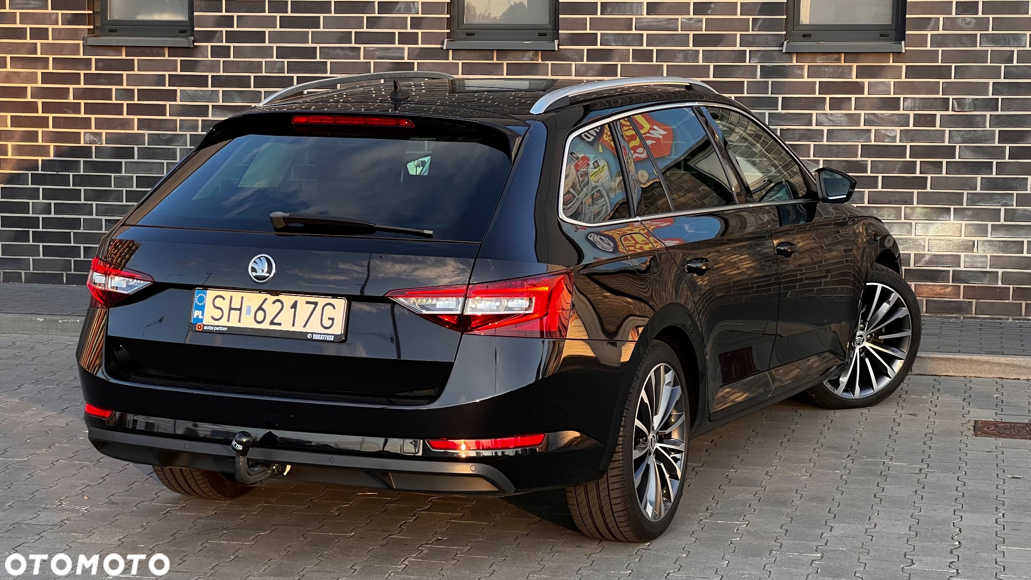 Skoda Superb 2.0 TDI 4x4 DSG L&K - 22