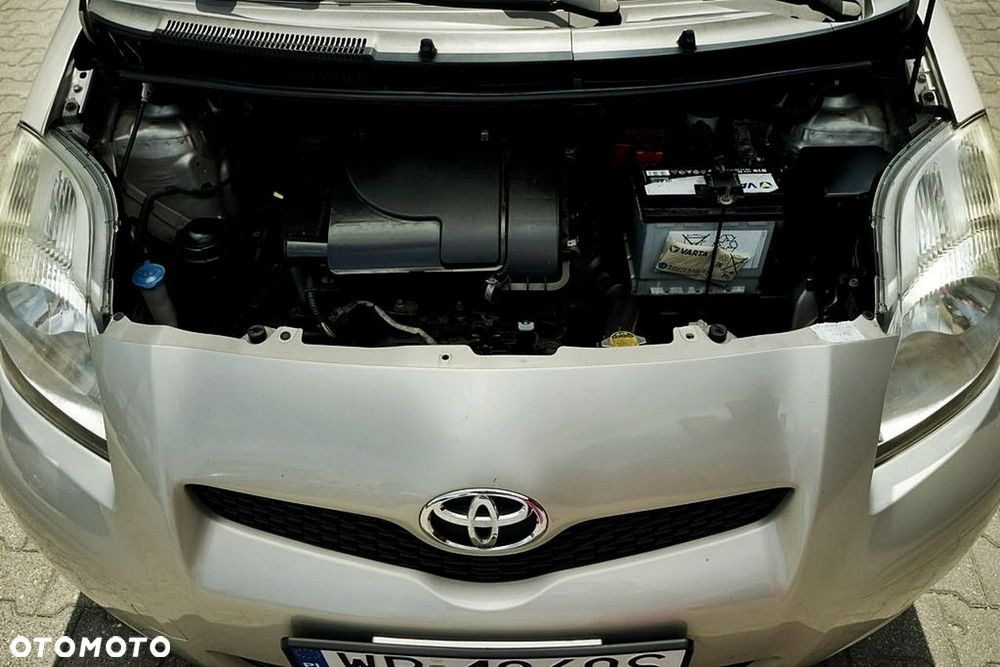 Toyota Yaris - 13