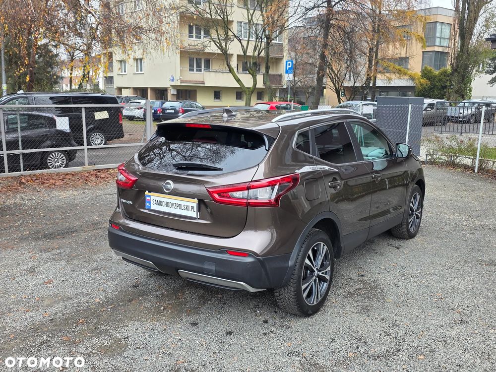 Nissan Qashqai 1.6 DCi 4x4 N-Connecta - 9