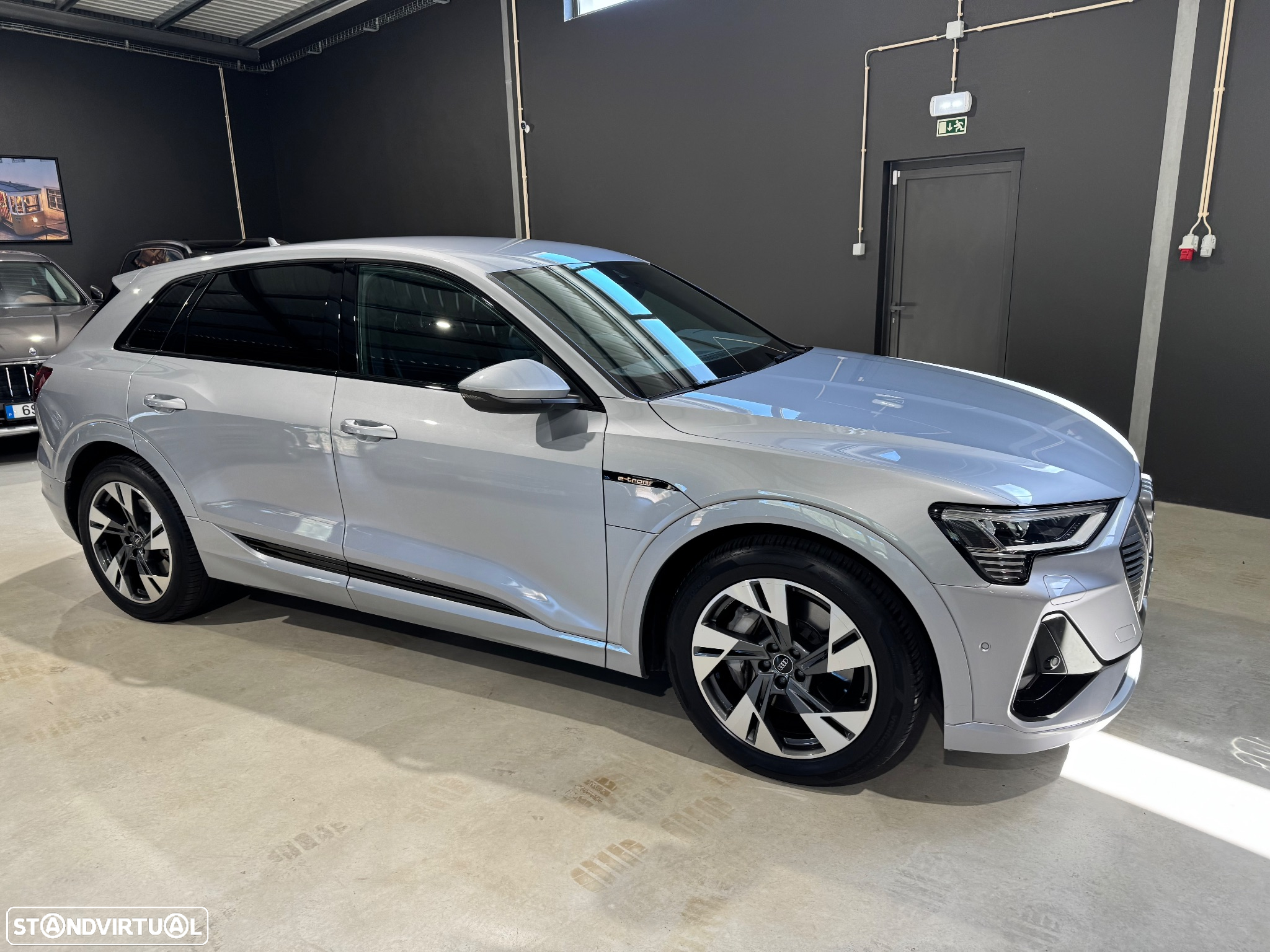 Audi e-tron 55 quattro S line - 9