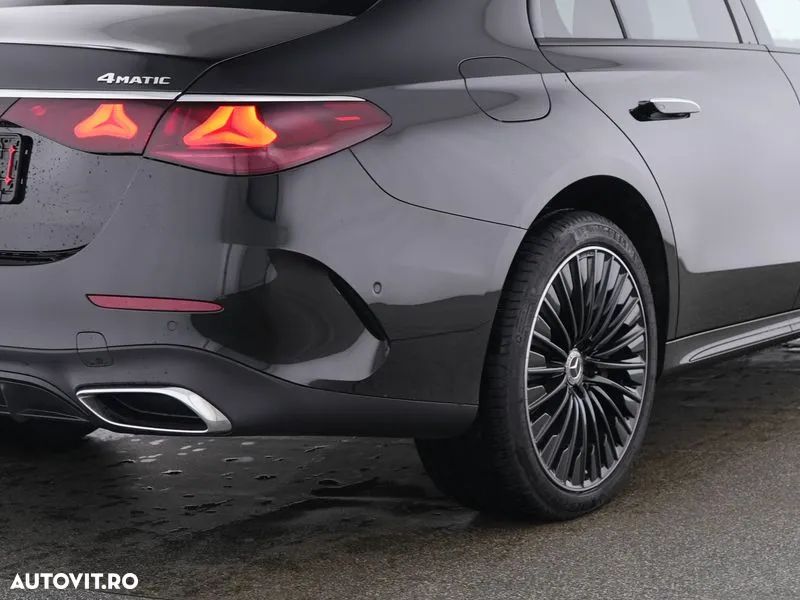 Mercedes-Benz E 400e 4Matic 9G-TRONIC - 9