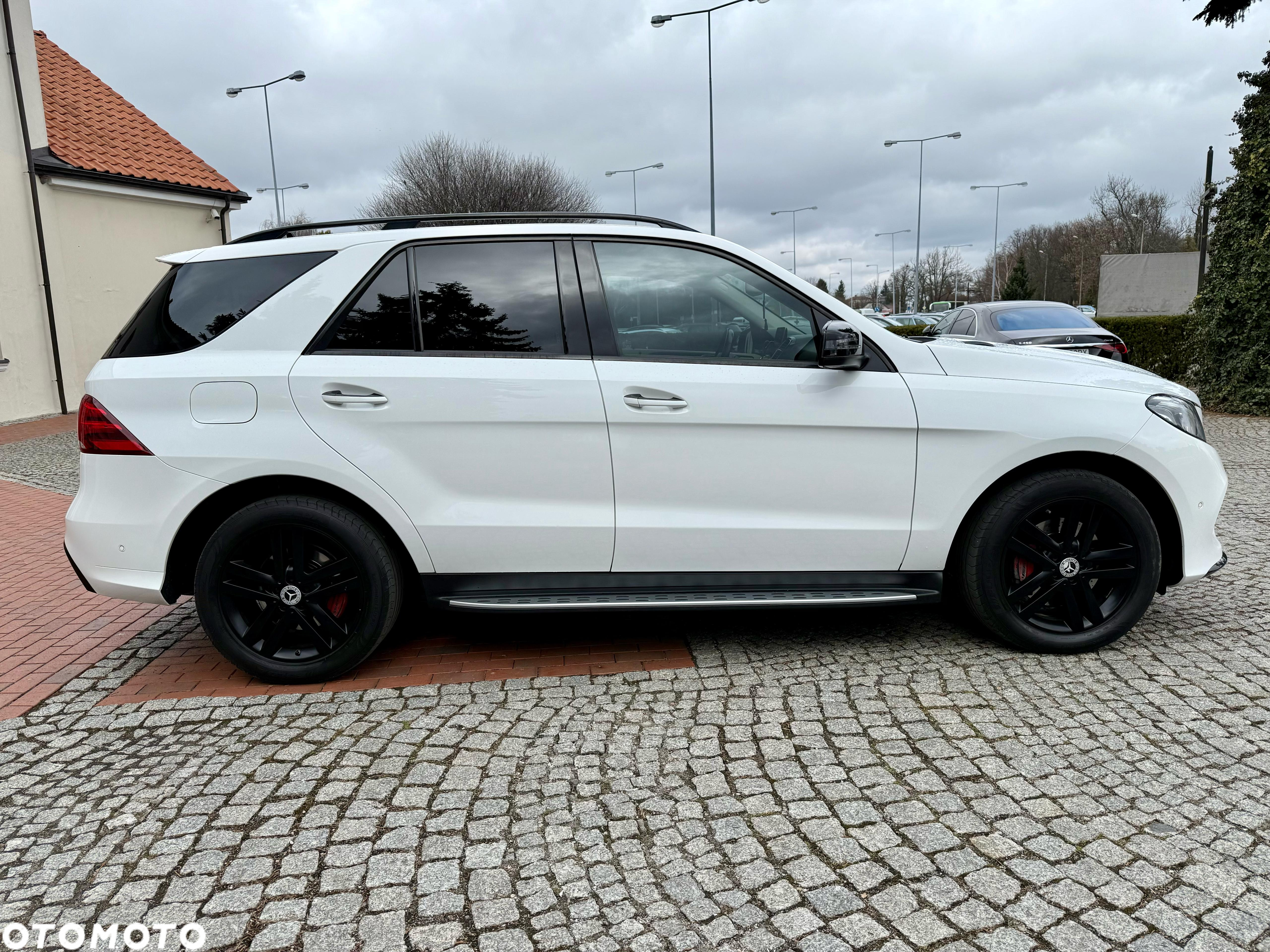 Mercedes-Benz GLE 350 d 4-Matic - 3