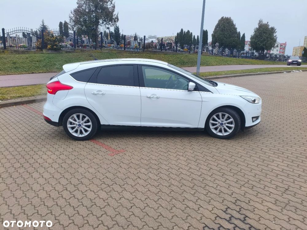 Ford Focus 1.0 EcoBoost Titanium ASS - 5