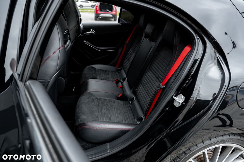 Mercedes-Benz Klasa A 45 AMG 4-Matic - 19