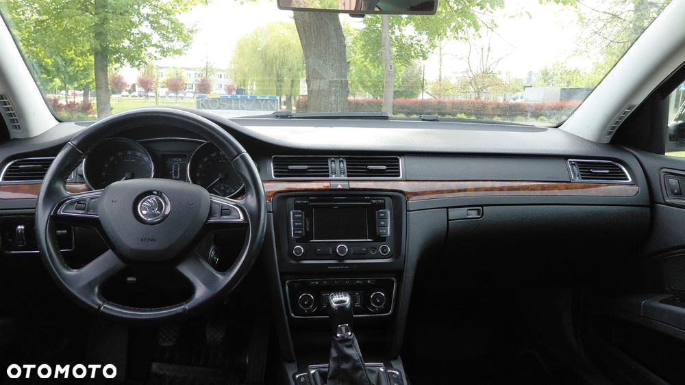 Skoda Superb 2.0 TDI Active - 9