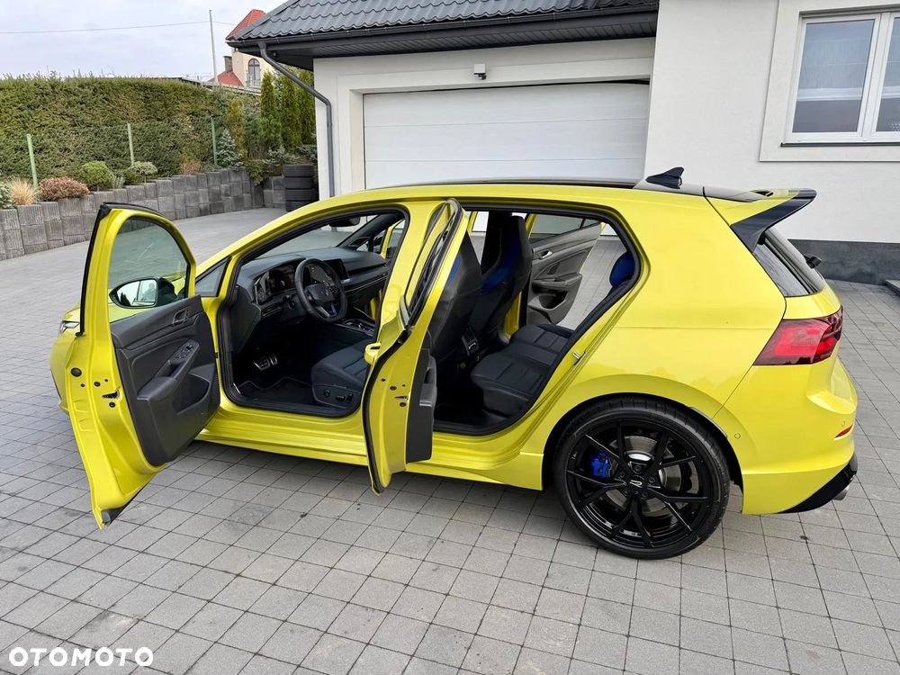 Volkswagen Golf - 18