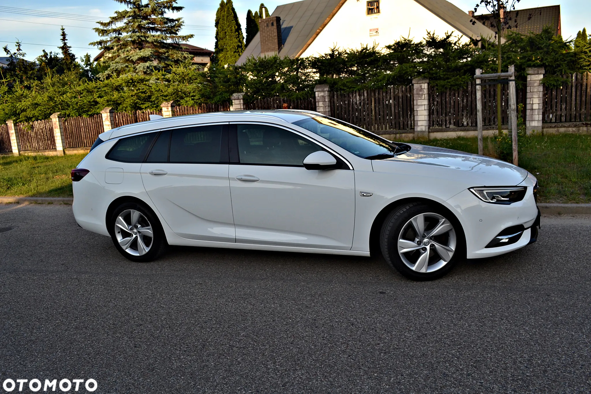 Opel Insignia 1.5 T Innovation S&S - 24