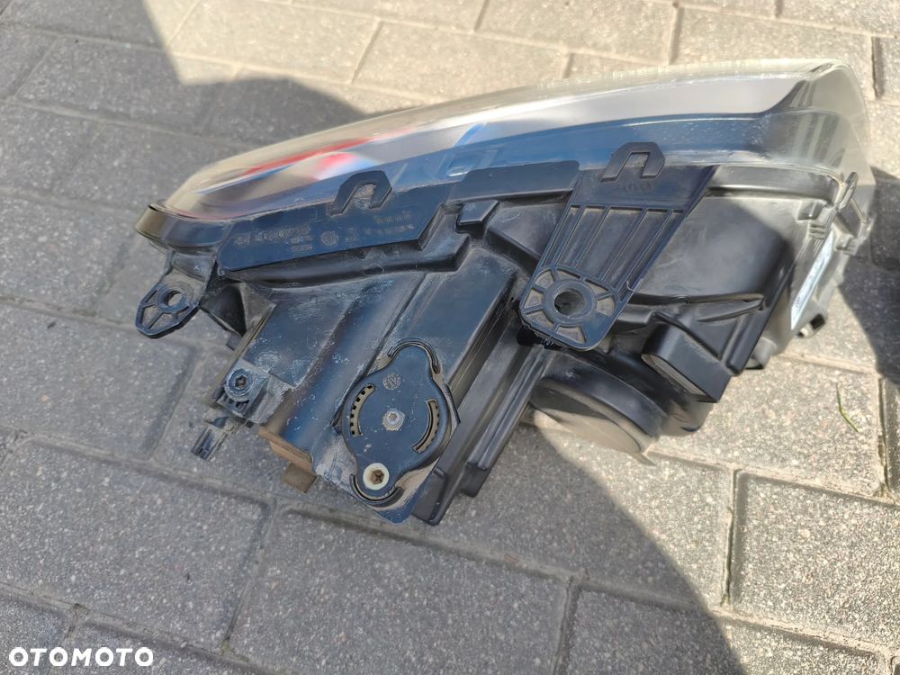 Lampy przednie VW Amarok europa - 8