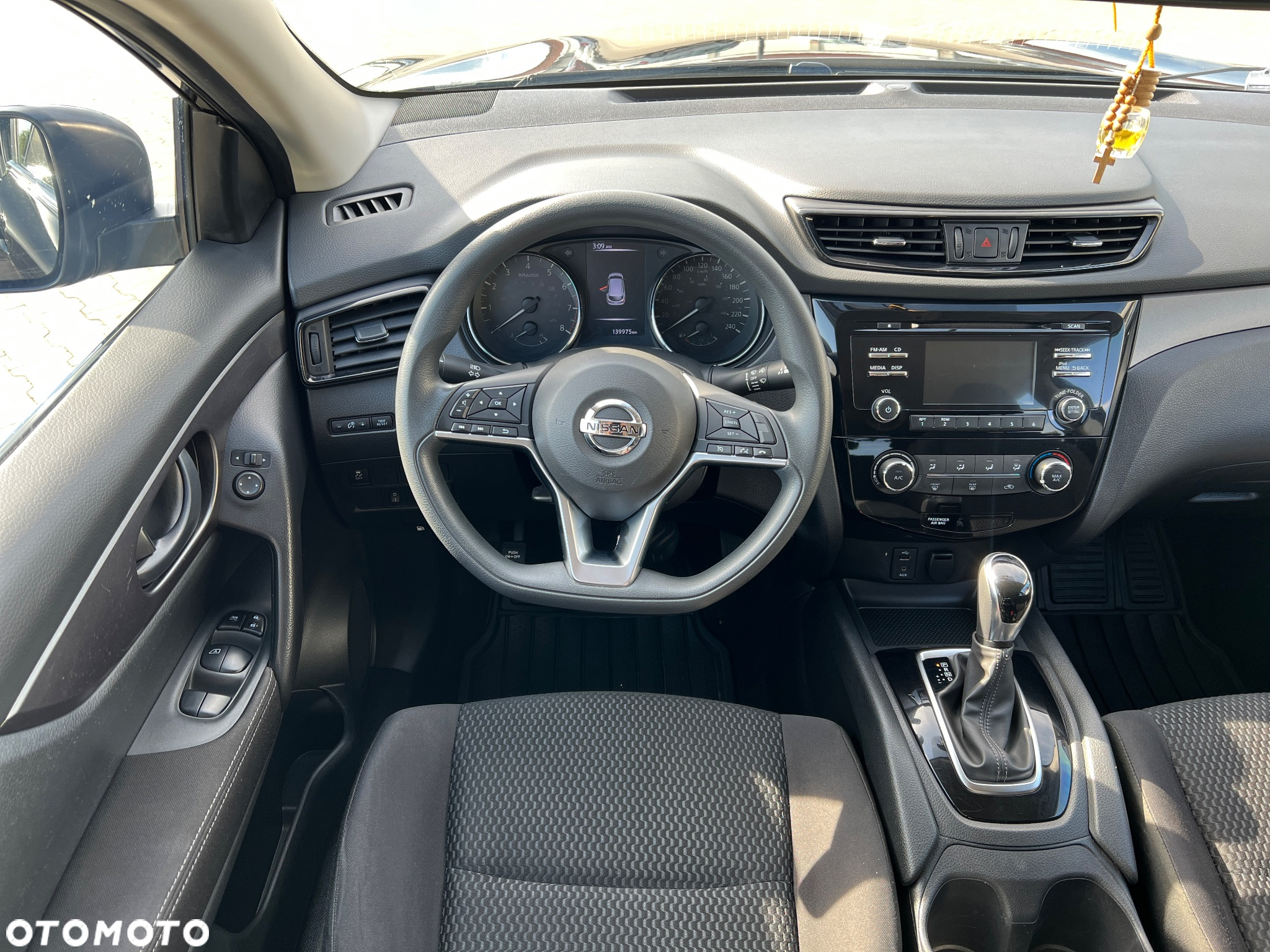 Nissan Qashqai - 12