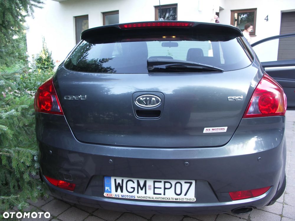 Kia ProCeed - 11
