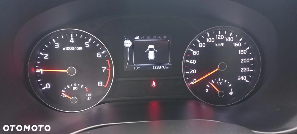 Kia Sportage 1.6 GDI 2WD VISION - 32