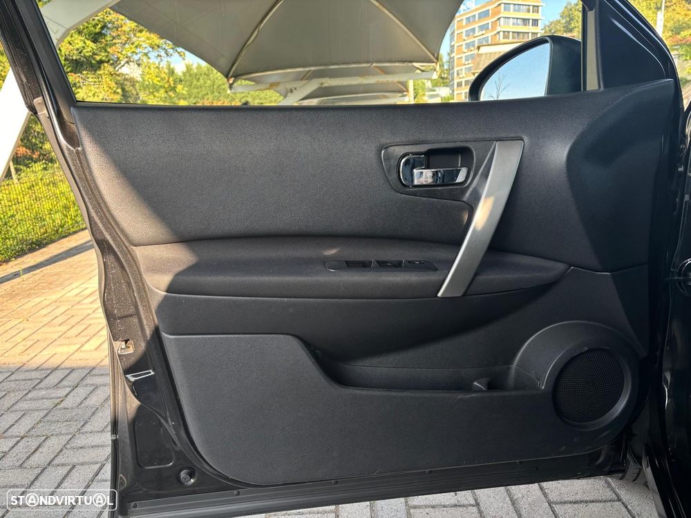 Nissan Qashqai +2 1.5 dCi Tekna Sport 18 - 14